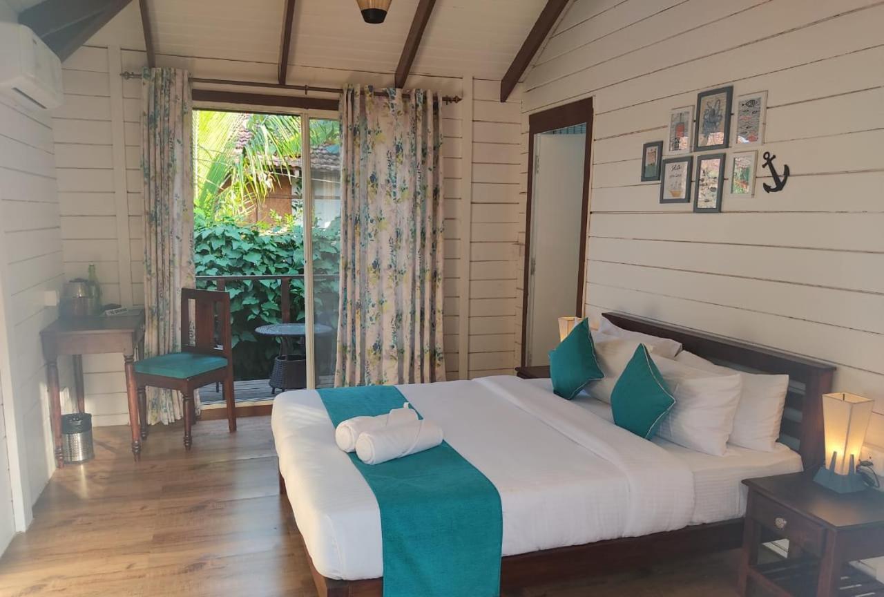 Waterscape Beach Resort Vagator Ngoại thất bức ảnh