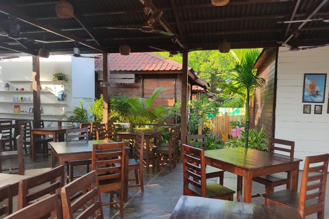 Waterscape Beach Resort Vagator Ngoại thất bức ảnh
